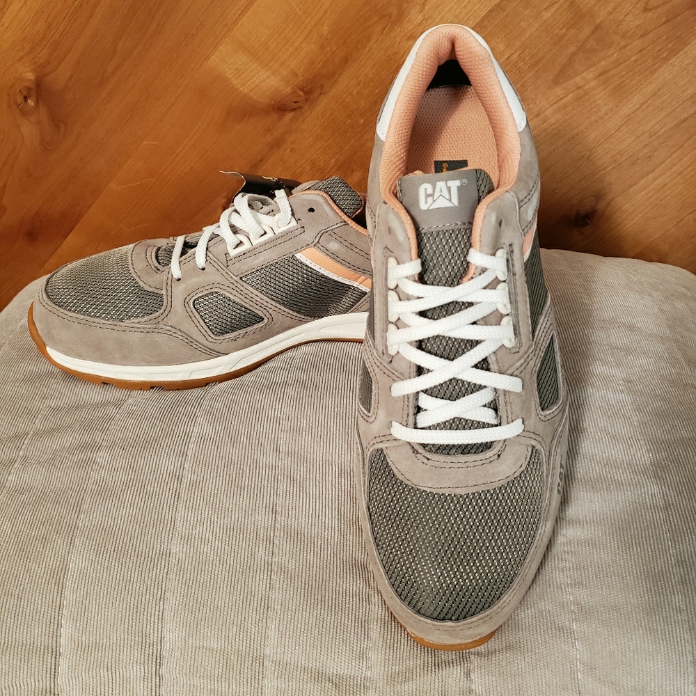 NWT Women's CAT Steel Toe Shoes - Size 10